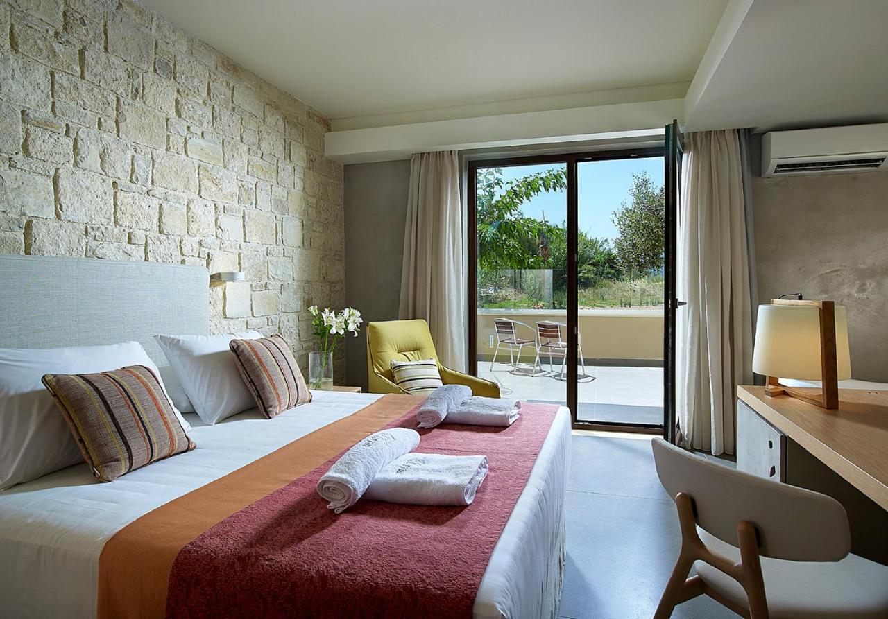 Mistral Hotel - For Solo Travelers Máleme Luaran gambar