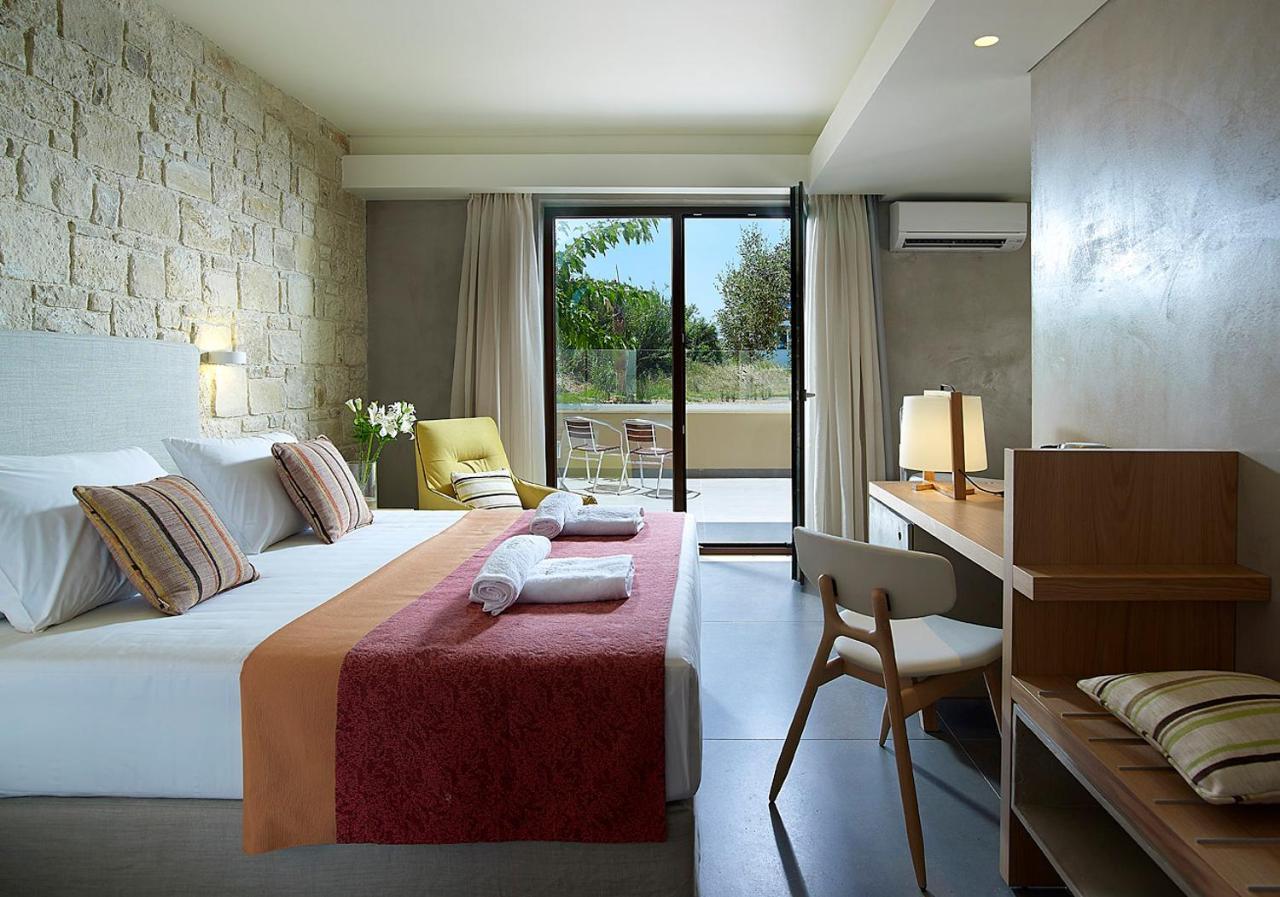 Mistral Hotel - For Solo Travelers Máleme Luaran gambar