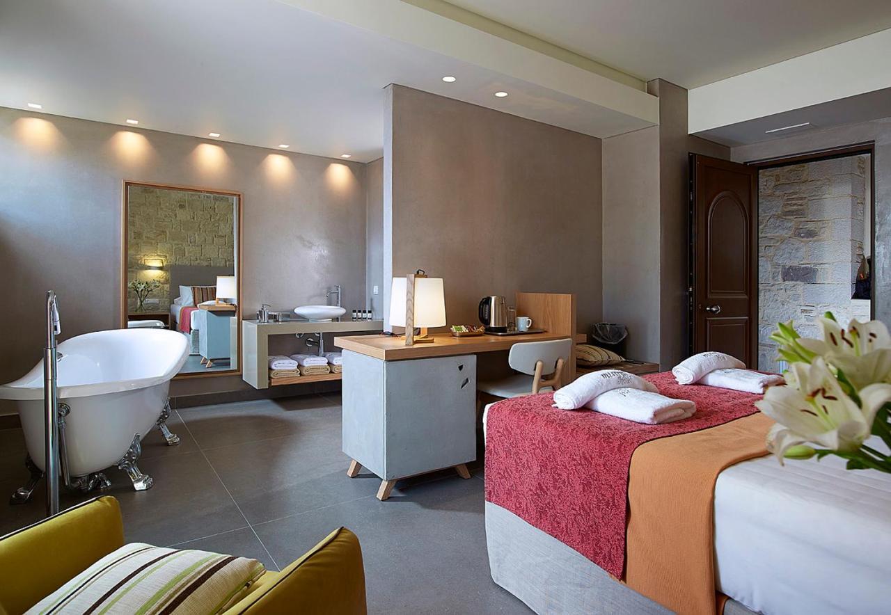 Mistral Hotel - For Solo Travelers Máleme Luaran gambar