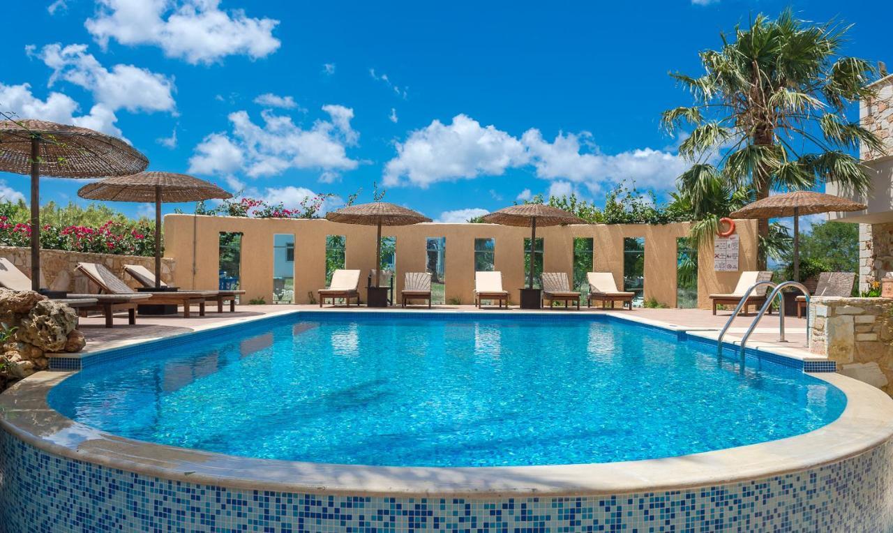 Mistral Hotel - For Solo Travelers Máleme Luaran gambar