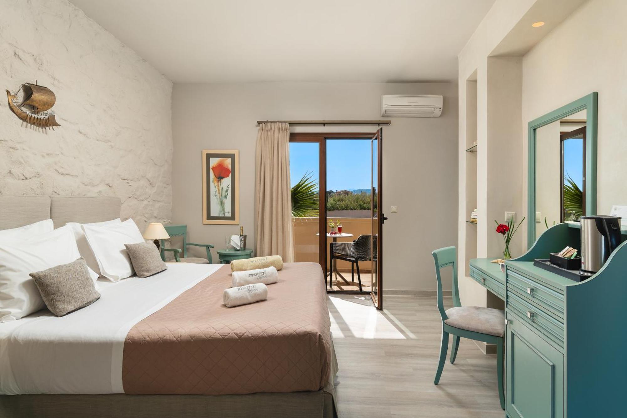 Mistral Hotel - For Solo Travelers Máleme Luaran gambar